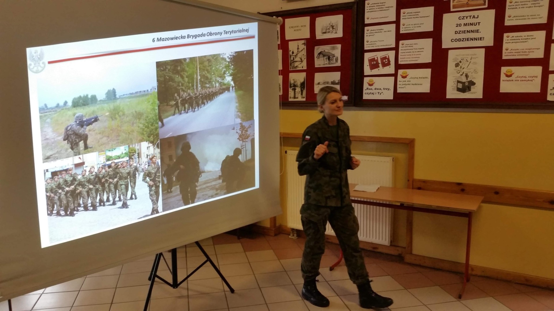Spotkanie z przedstawicielami Wojsk Obrony Terytorialnej - Obrazek 4