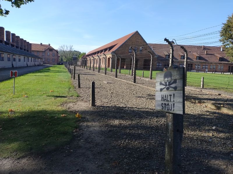 Wyjazd do Muzeum Auschwitz-Birkenau - Obrazek 2