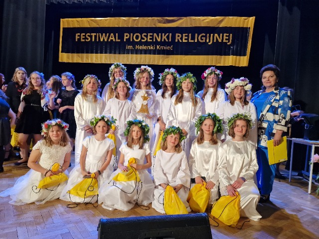 Festiwal Piosenki Religijnej "Bogu Dźwięki" im. Helenki Kmieć.  - Obrazek 4