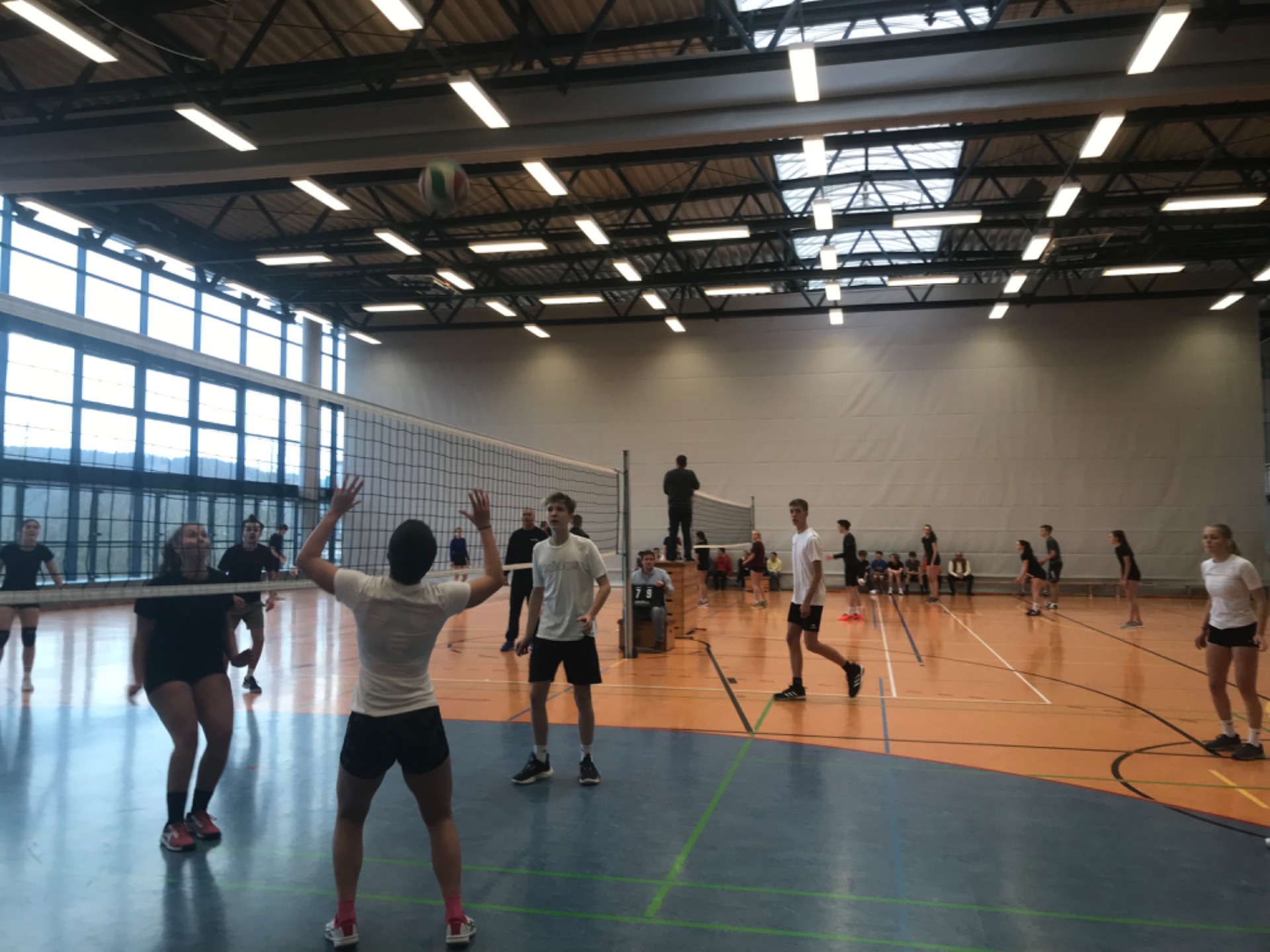 Schulmeisterschaften Volleyball - Bild 4