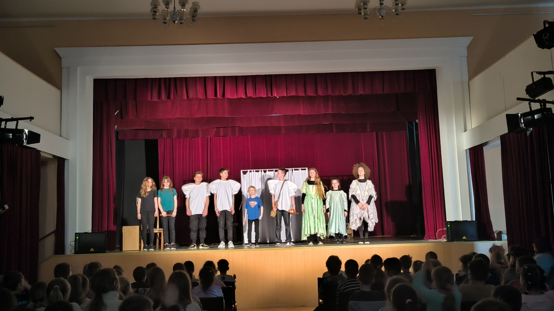 Divadelné predstavenie Lomidrevo - Obrázok 3