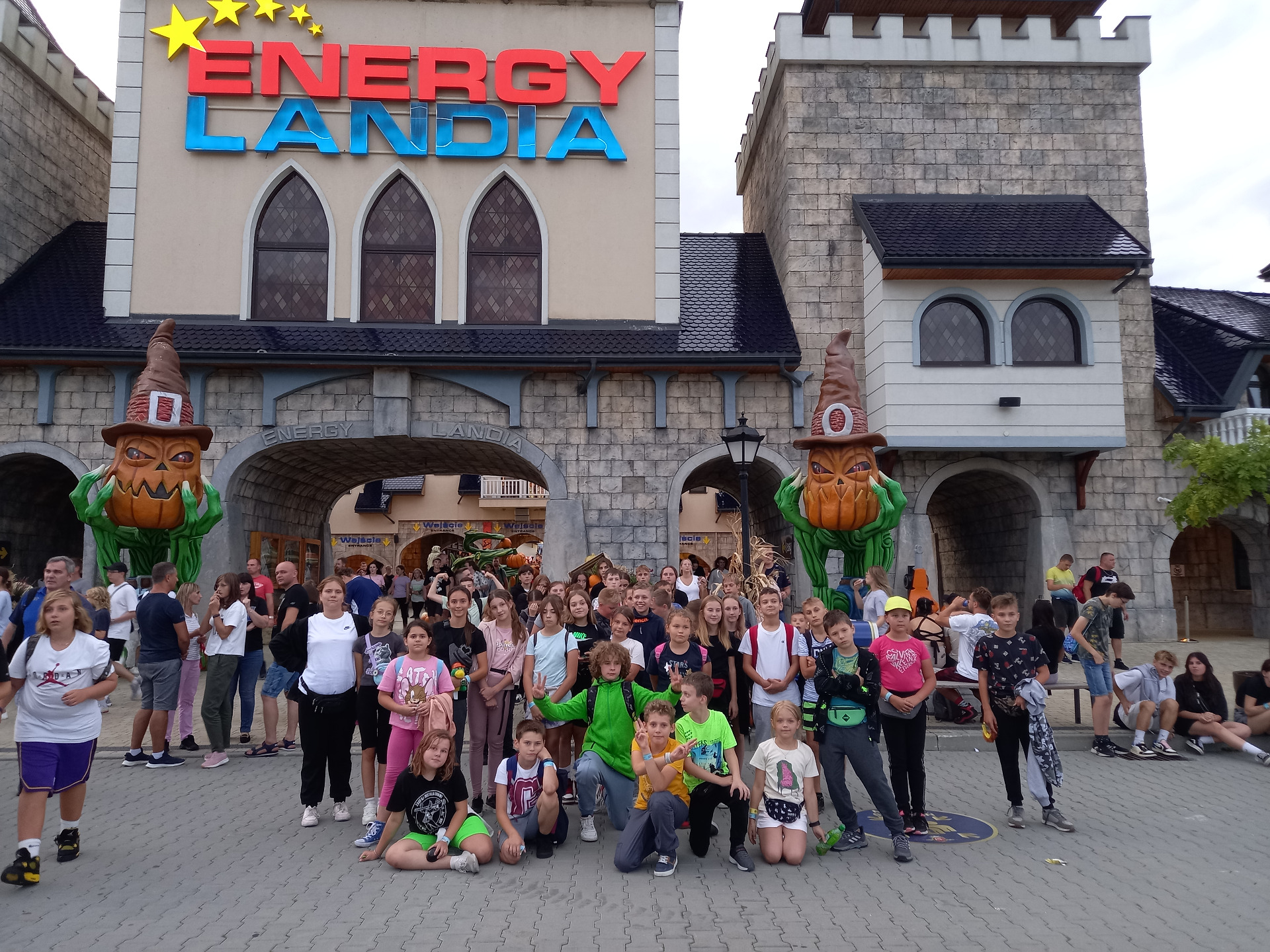 Wycieczka do największego w Polsce parku rozrywki Energylandia w Zatorze - Obrazek 1