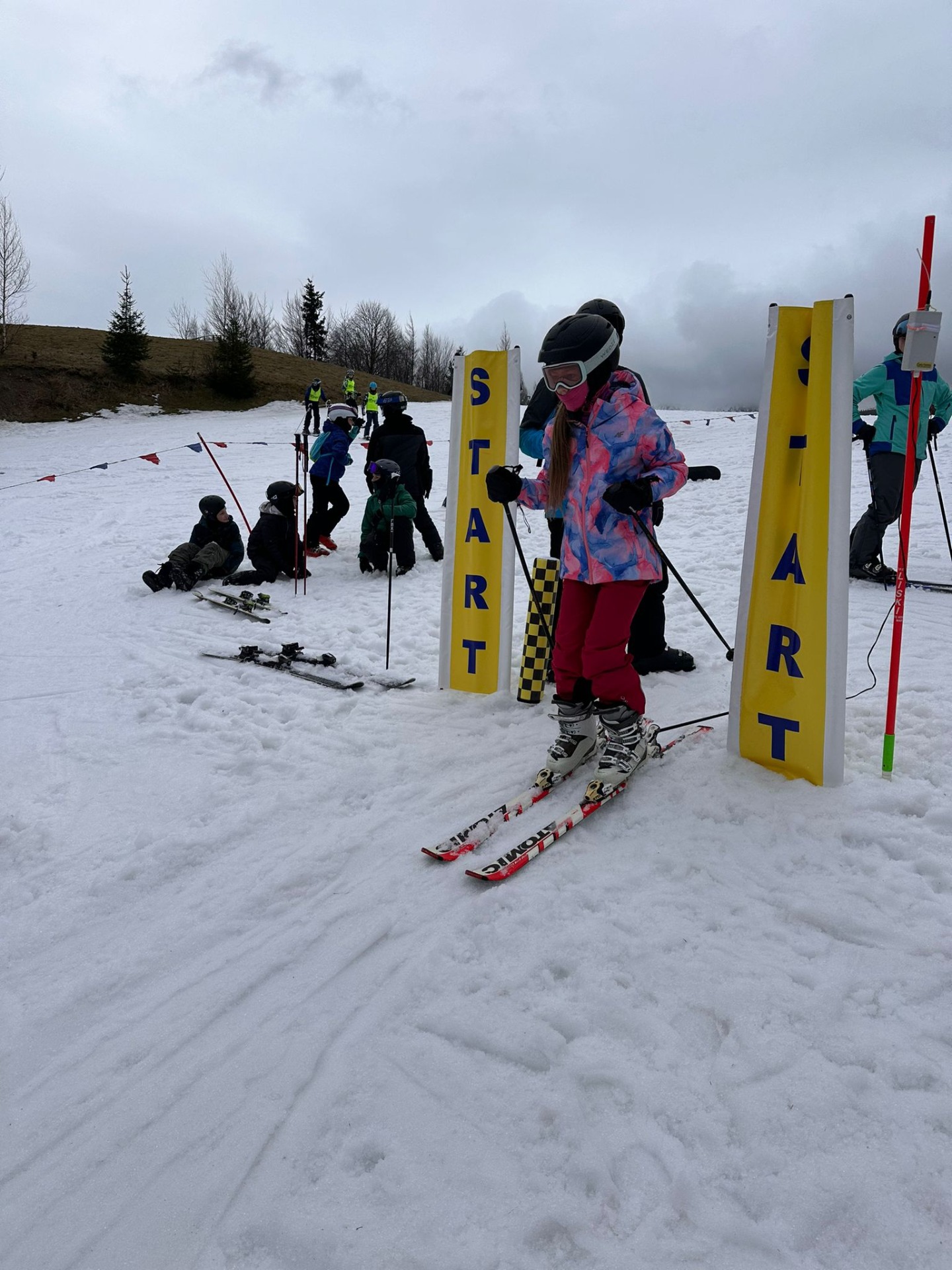 Zawody w narciarstwie alpejskim „O Puchar Wójta Gminy Bystra-Sidzina” . - Obrazek 4