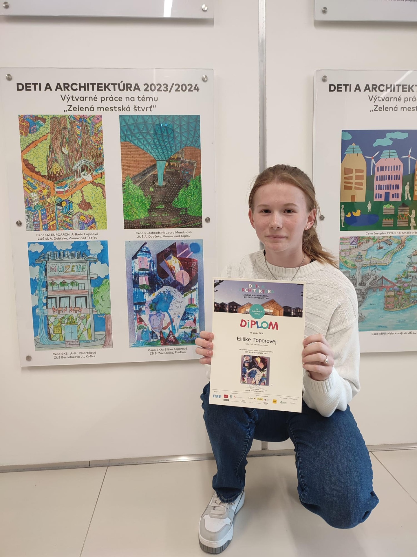 Slávnostné vyhodnotenie celoslovenskej výtvarnej súťaže Deti a architektúra - Obrázok 1