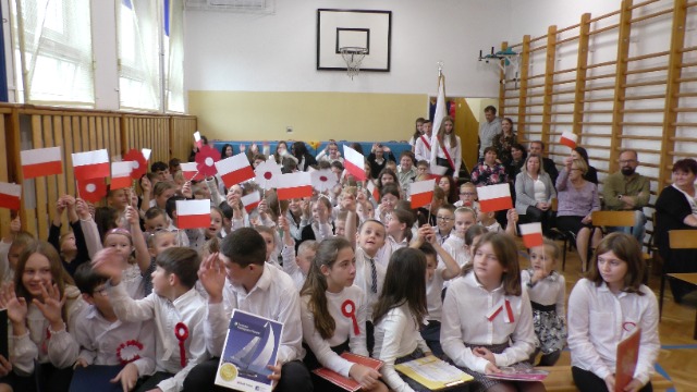 Uczciliśmy 105 rocznicę Odzyskania przez Polskę Niepodległości - Obrazek 2