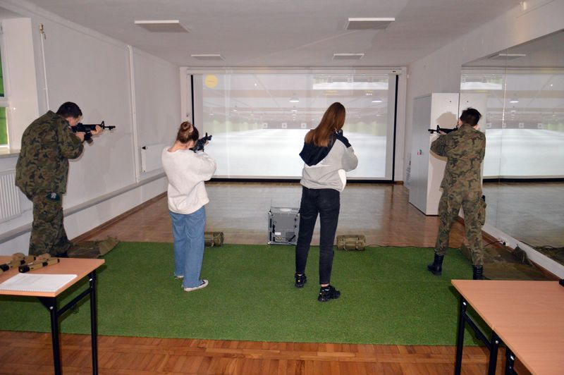 MON dofinansowało utworzenie wirtualnej strzelnicy w Zespole Szkół nr 3 w Kłobucku - Obrazek 3